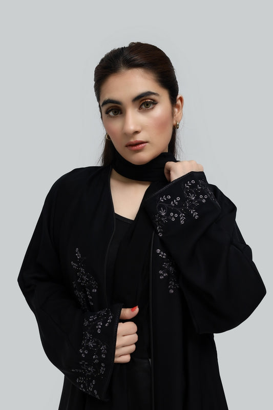 Salma – Midnight Petals